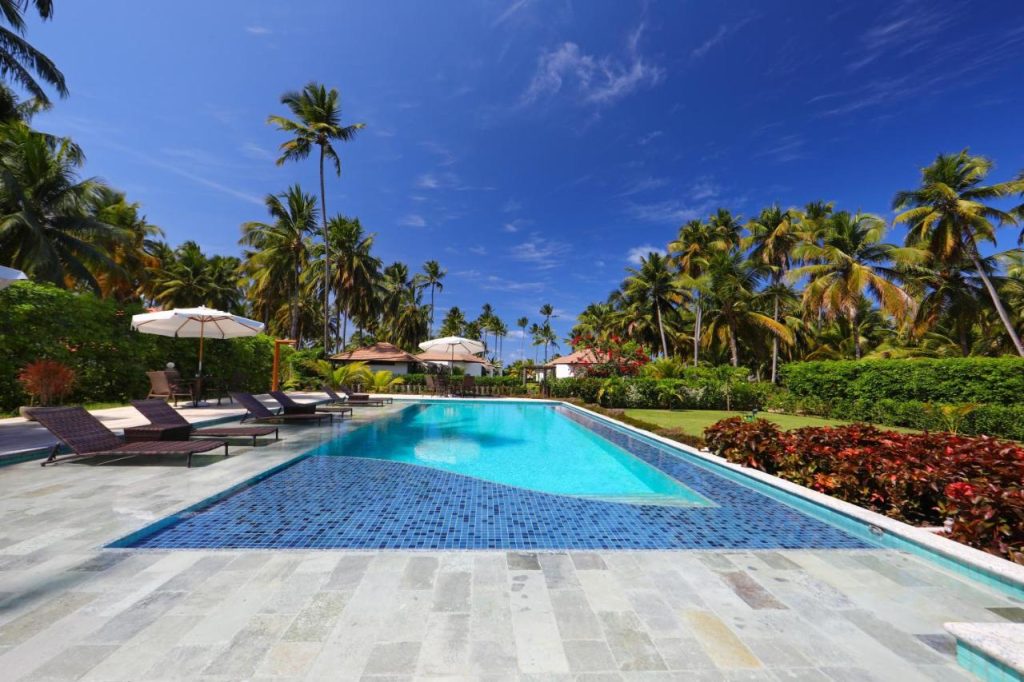onde se hospedar na praia de lages em sao miguel dos milagres