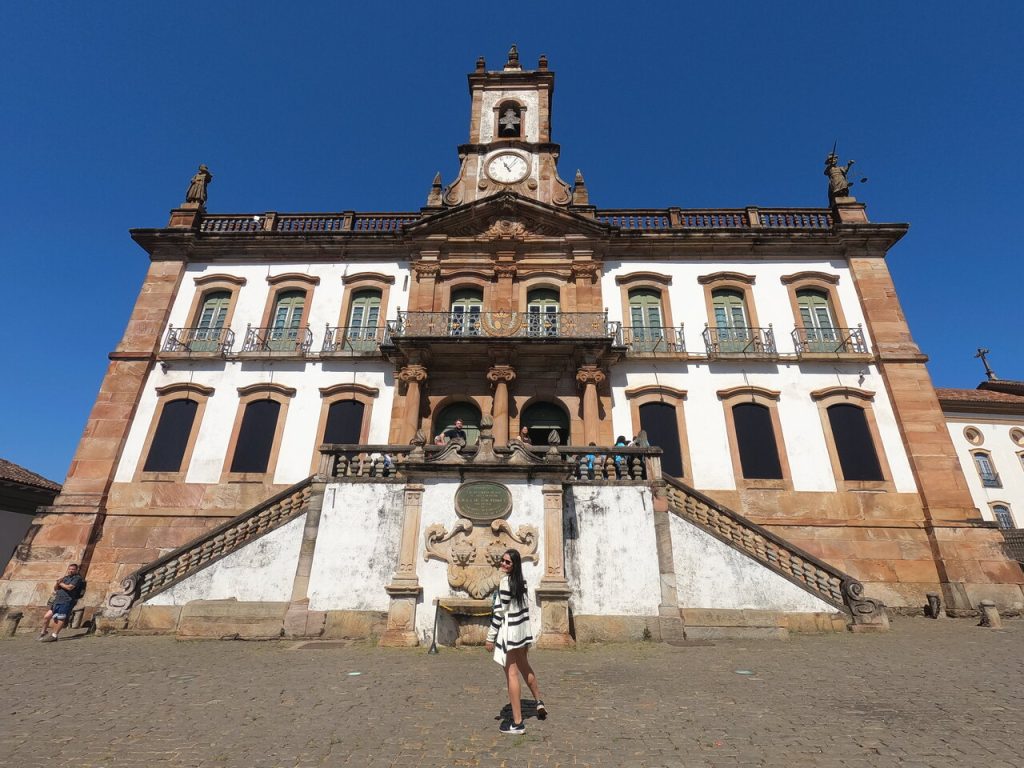 passeio de jardineira em ouro preto - museu da inconfidência