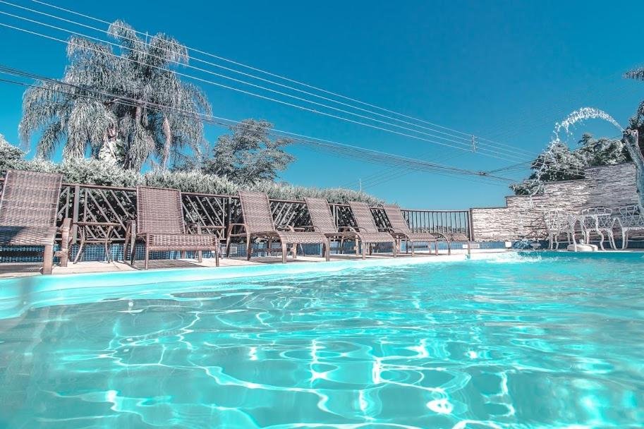 onde ficar em brotas com piscina